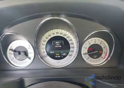 2014 Mercedes-Benz Glk 350 4Matic z USA, uszkodzony, nr VIN WDCGG8JB6EG335488